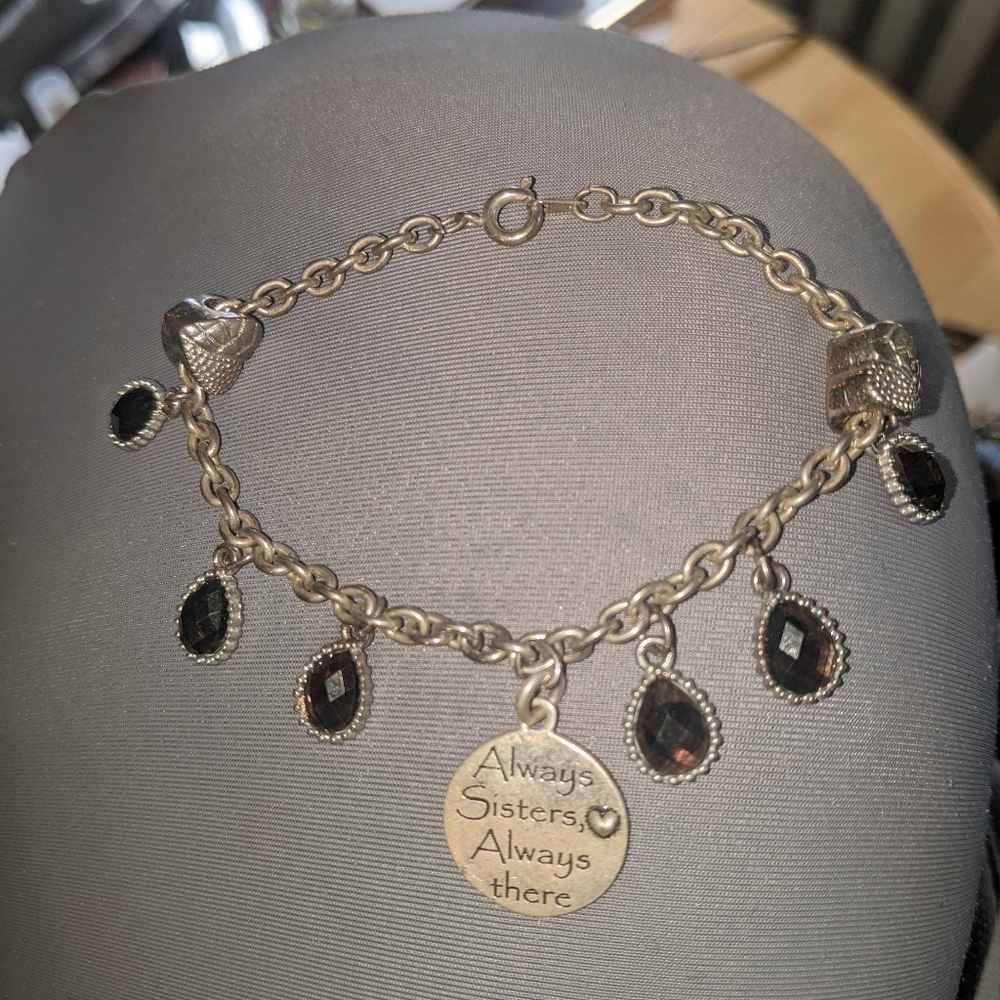 More - Picture 16 of 16